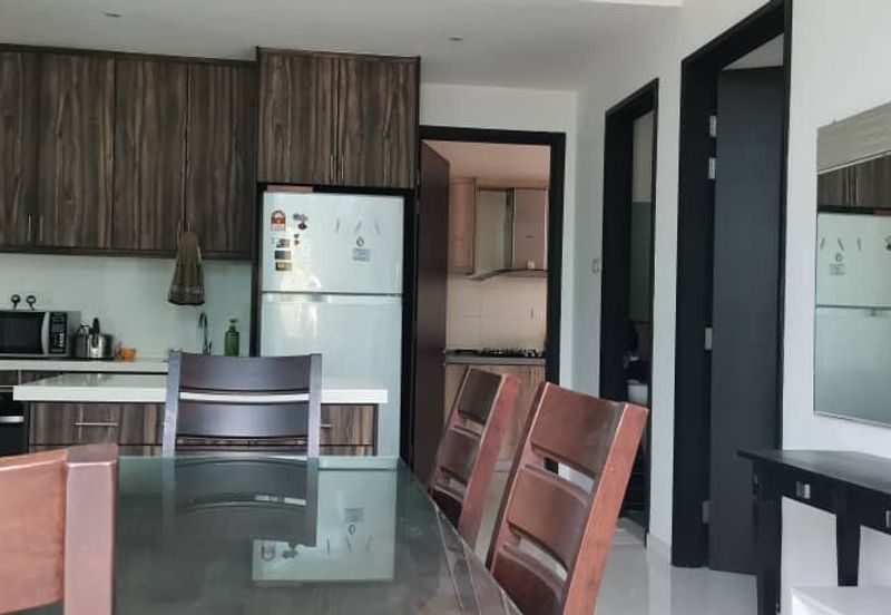 Laman Granview  3 sty Bungalow corner Fully Furnish can move in 