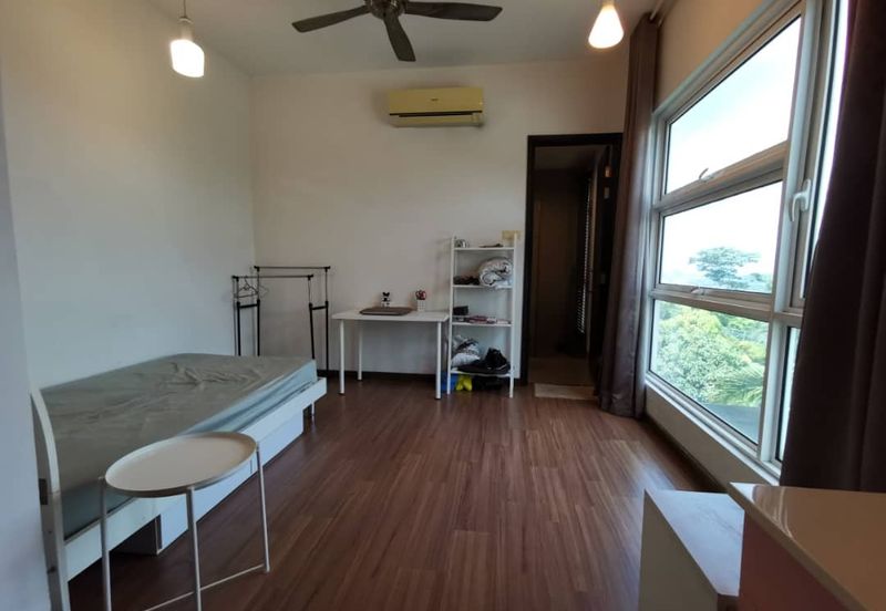 Laman Granview  3 sty Bungalow corner Fully Furnish can move in 