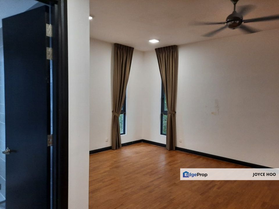 Laman Granview Saujana Puchong Bungalow 3.5 storey with lift now can move in Fully furnish, Selangor, Puchong South