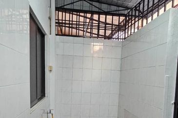 Anggerik Aranda 31+ Renoveted kitchen Exp