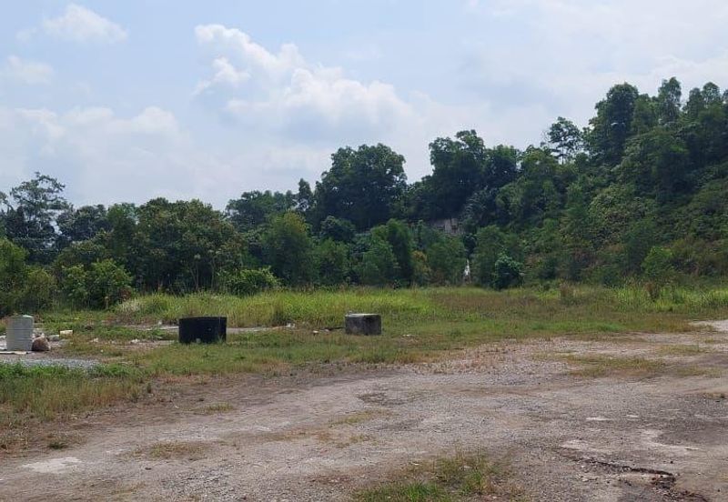 West Port, Pulau Indah