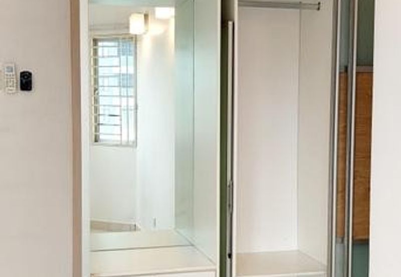 Puteri Bayu Apartment