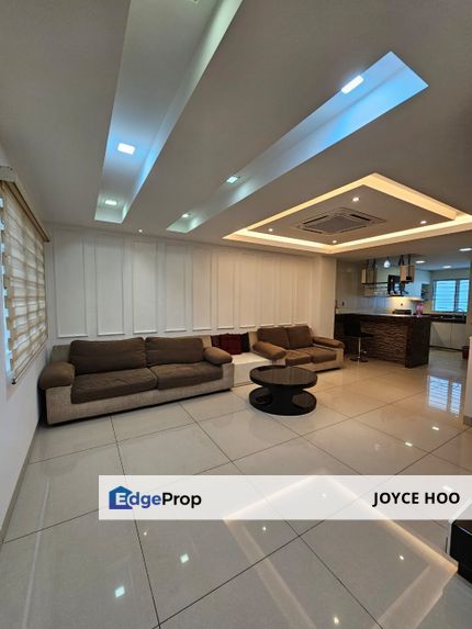 Puchong intan Newly new Renoveted very nice house, Selangor, Puchong