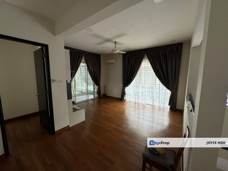 Bungalow House next to Air Hitam Forest Reserved Renoveted move in condition , Selangor, Bandar Puteri Puchong