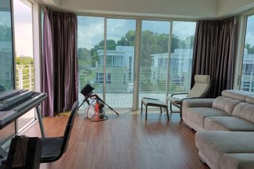 Puchong Laman Granview Saujana Puchong