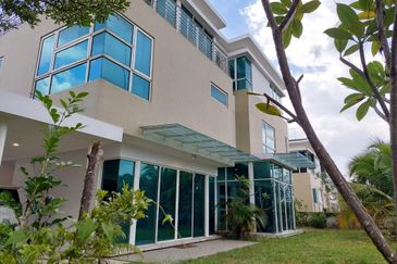 Puchong Laman Granview Saujana Puchong