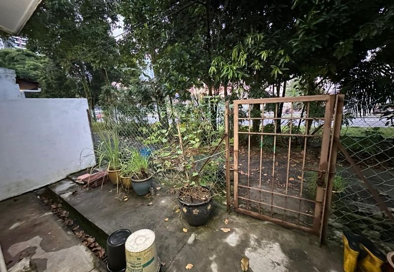 Taman Putra Prima (Phase 3) Super Nice Environment+Well-Kept+Facing South / East 320 per sq. ft