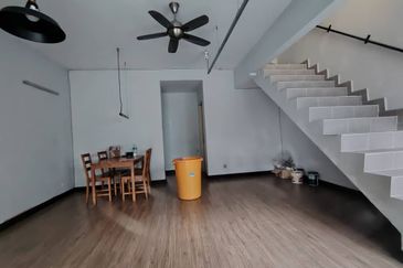 Jalan Puchong Utama 1/14A 