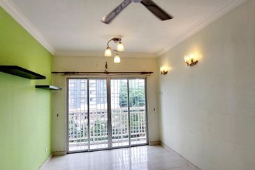 Puteri Bayu Apartment