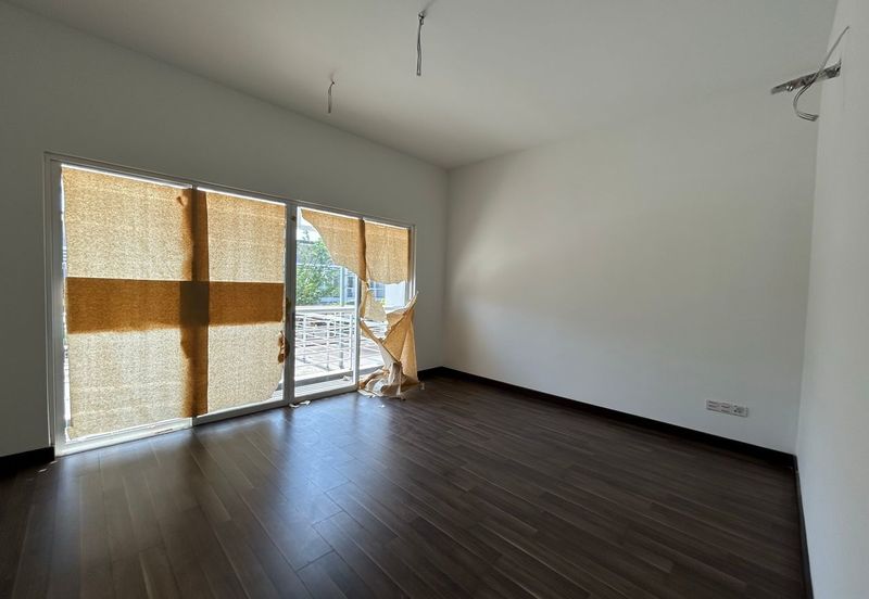 NILAI IMPIAN (LAMAN AZALEA)