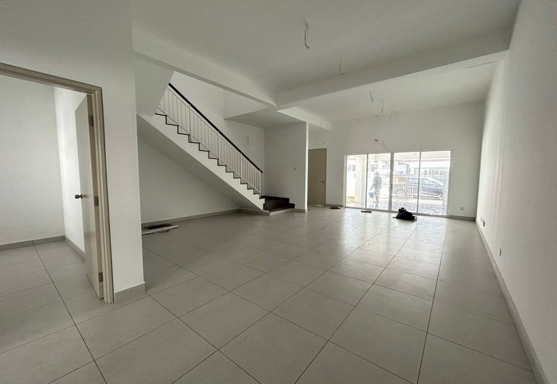 NILAI IMPIAN (LAMAN AZALEA)