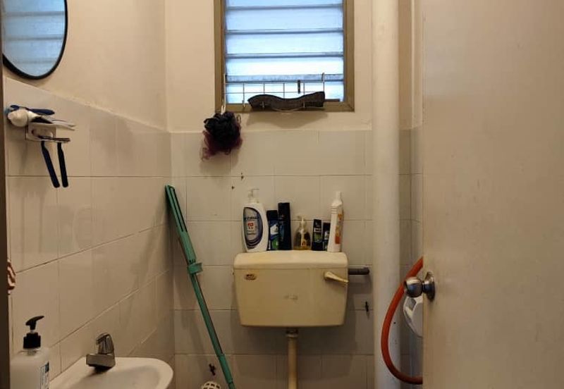 Seroja Apartment (Putra Perdana)