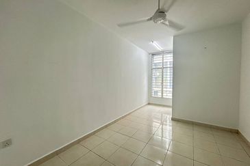 Bangi Avenue 3, Seksyen 7