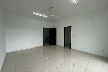 Bangi Avenue 3, Seksyen 7