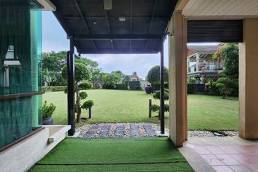 Jalan Awan Larat U8/74D