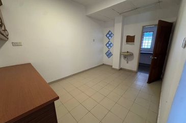 Jalan Bandar Kinrara 4/6