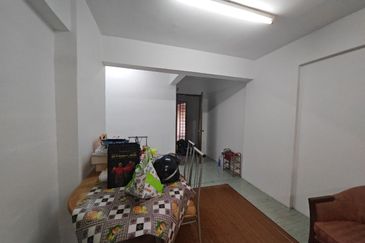 Pangsapuri Putra Damai