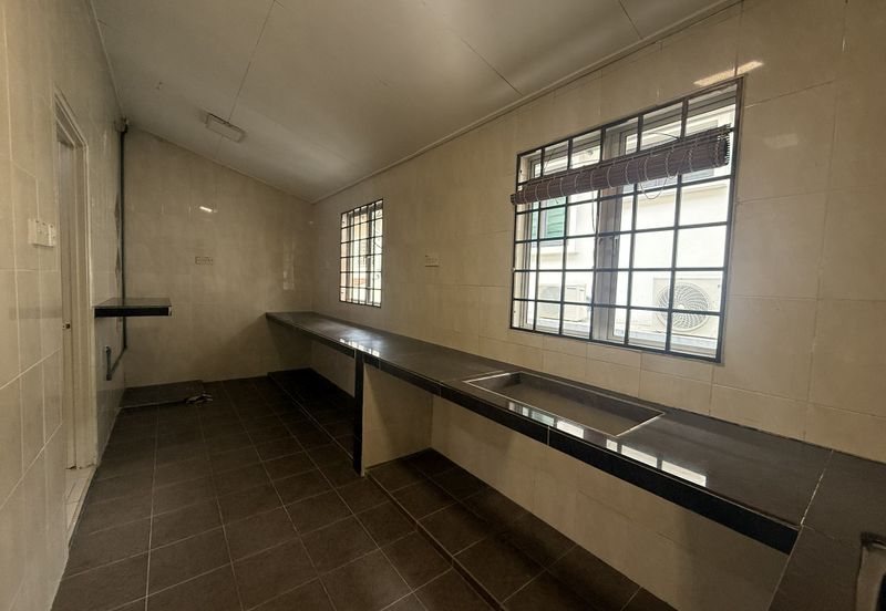 Jalan Bandar Kinrara 4/6