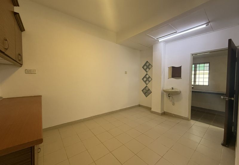 Jalan Bandar Kinrara 4/6