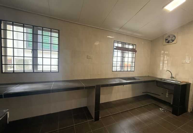 Jalan Bandar Kinrara 4/6