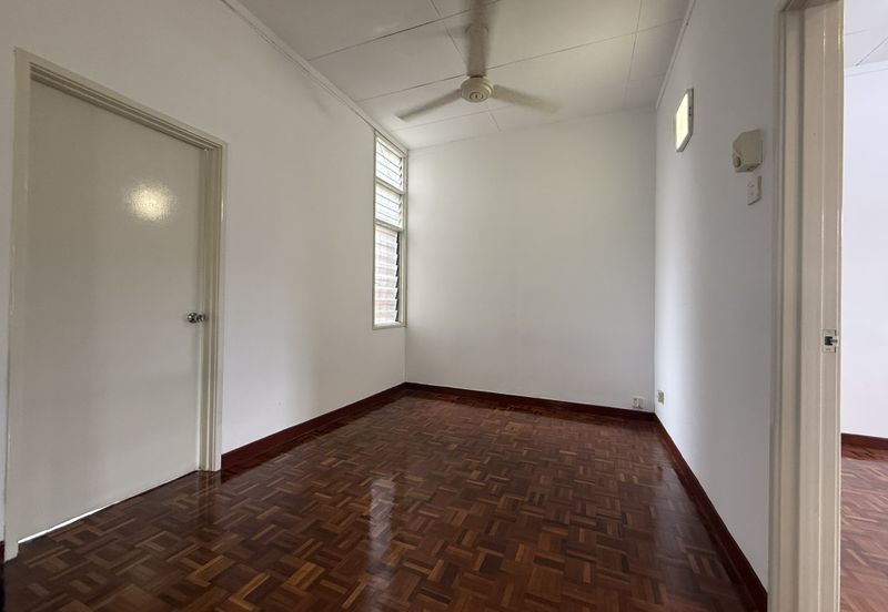 Jalan Bandar Kinrara 4/6