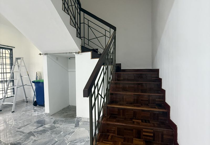 Jalan Bandar Kinrara 4/6