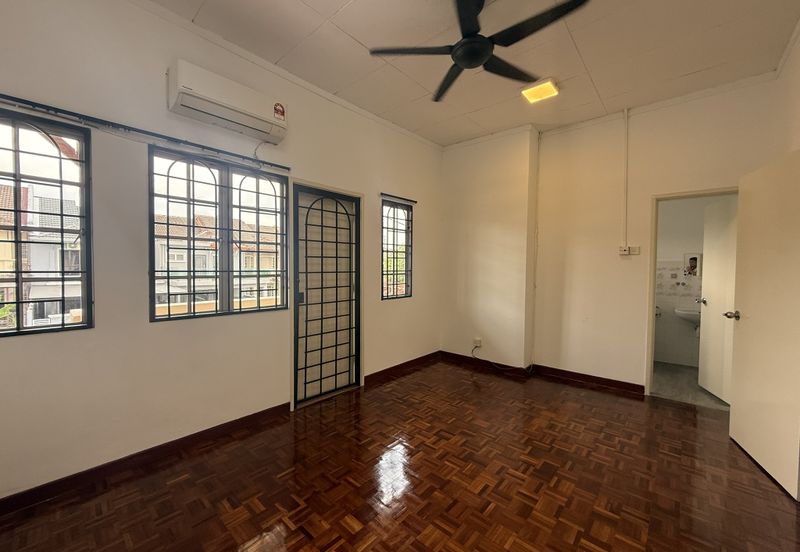 Jalan Bandar Kinrara 4/6