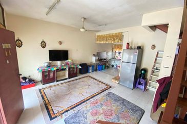 Jalan SP 6 @ Bandar Saujana Putra