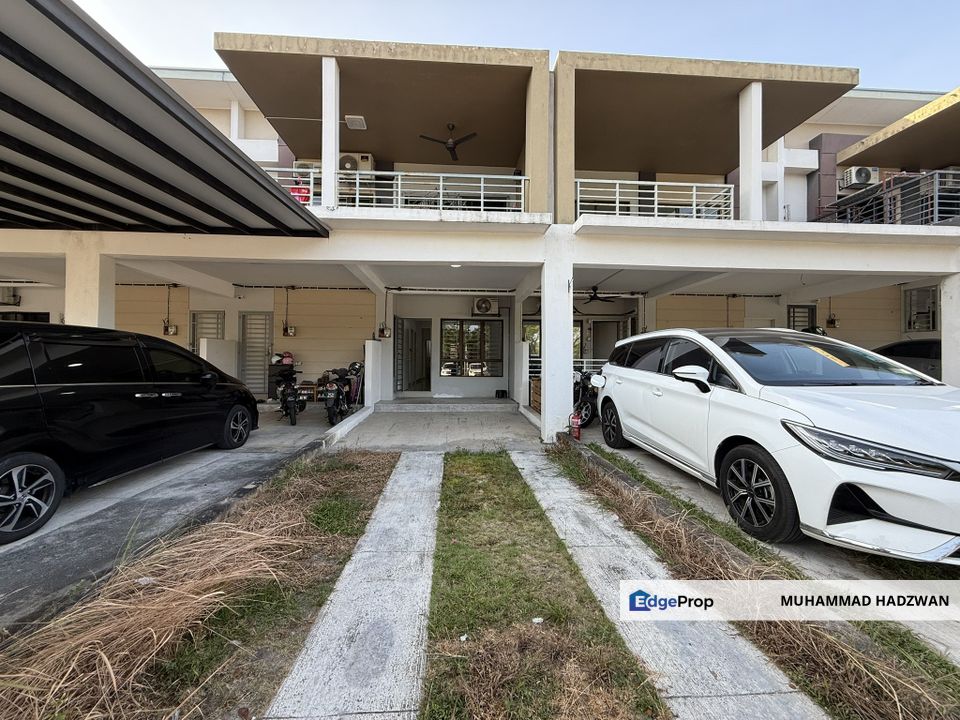 Villa Kesuma, Bandar Tasik Kesuma (Townhouse), Selangor, Semenyih