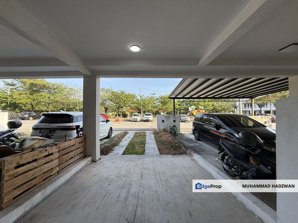 Villa Kesuma, Bandar Tasik Kesuma (Townhouse), Selangor, Semenyih