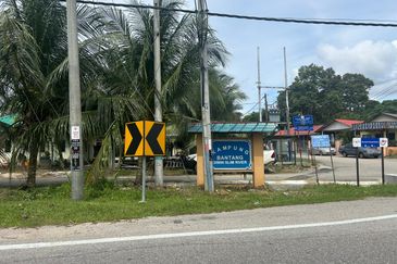 KAMPUNG BARU BANTANG