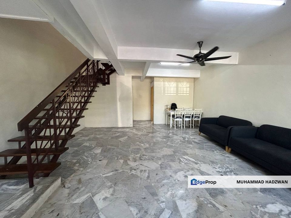 Double Storey Terrace Bandar Bukit Mahkota, Kajang, Selangor, Bangi