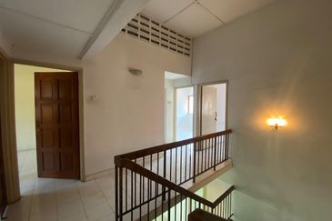 Taman Bukit Anggerik