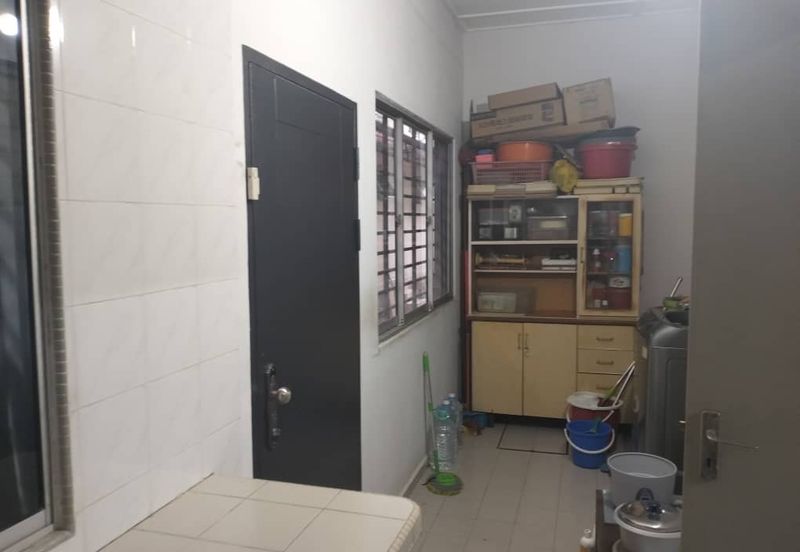 SL7, Bandar Sungai Long