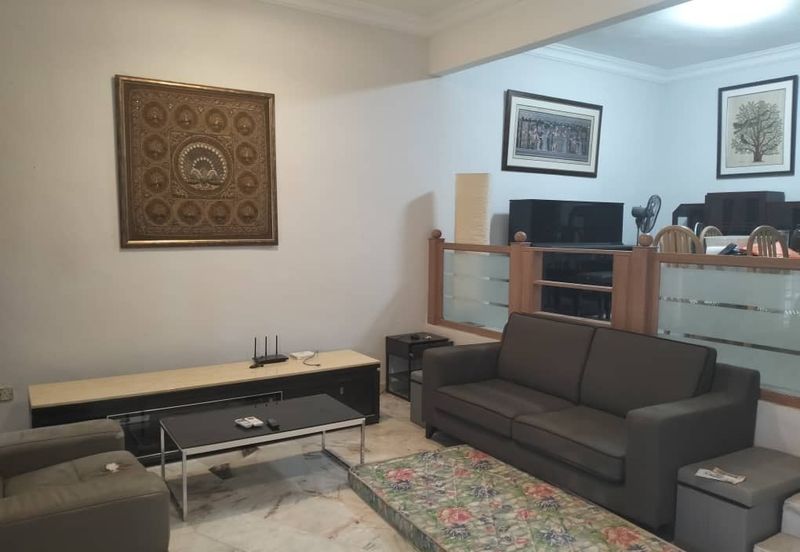 SL7, Bandar Sungai Long