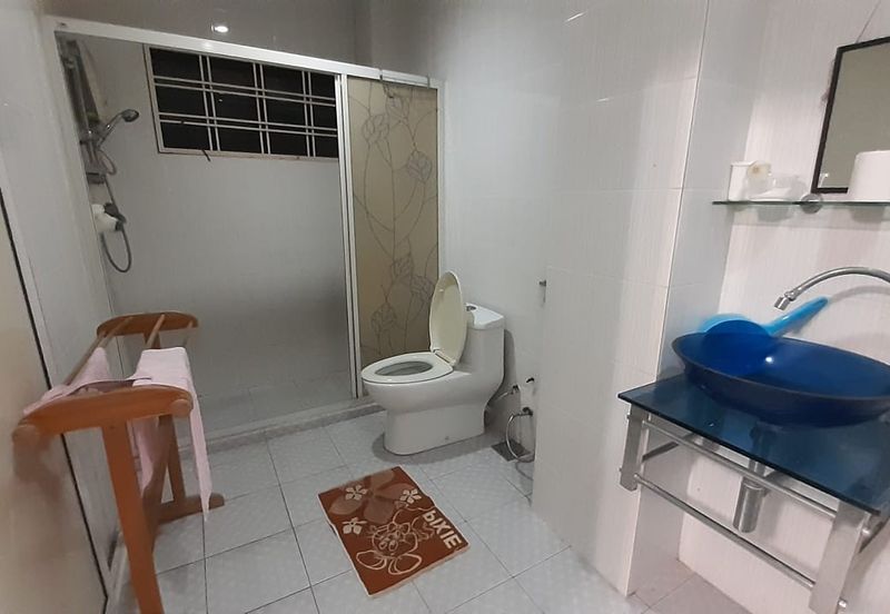 SL7, Bandar Sungai Long