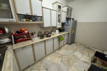 SL7, Bandar Sungai Long