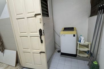 SL7, Bandar Sungai Long