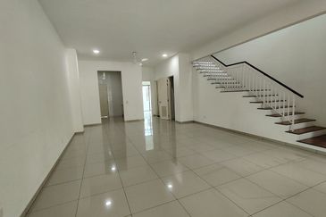 Cradleton @ Eco Majestic