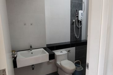 Cradleton @ Eco Majestic