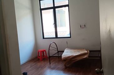 Cradleton @ Eco Majestic