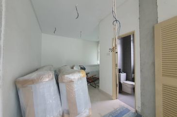 Avenue 6, Bandar Tun Hussein Onn