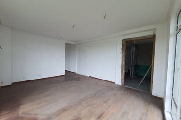 Avenue 6, Bandar Tun Hussein Onn