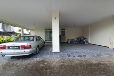 Avenue 6, Bandar Tun Hussein Onn