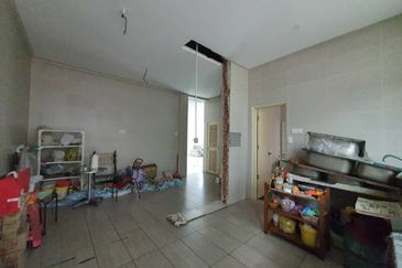 Avenue 6, Bandar Tun Hussein Onn