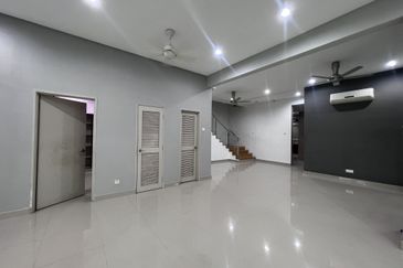 Avenue 6, Bandar Tun Hussein Onn