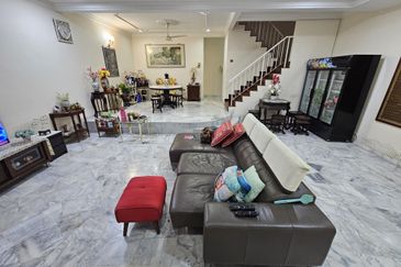 SL 4, Bandar Sungai Long