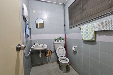 SL 4, Bandar Sungai Long