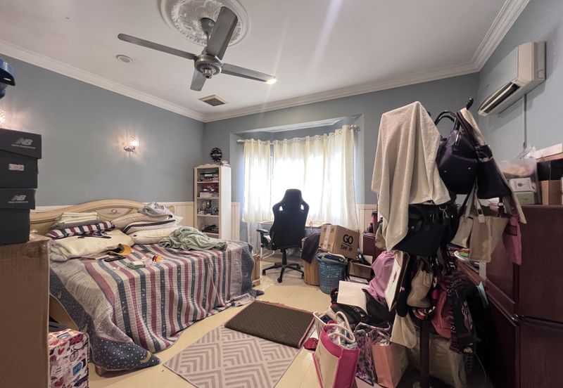 Bandar Tun Hussein Onn