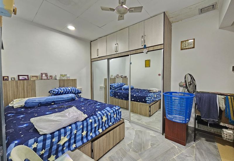 Bandar Tun Hussein Onn